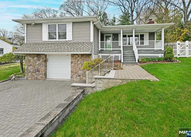 Property at 144 Hillcrest Ave, Hawthorne, NJ 07506, 3 beds, 2.5 baths