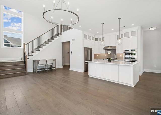 Property at 1 Augusta Way, River Vale, NJ 07675, 3 beds, 4.5 baths
