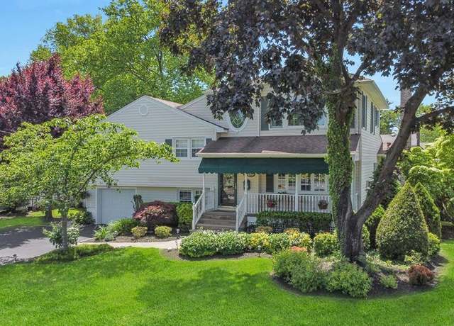 Property at 31 Woodvale Rd, Glen Rock, NJ 07452, 4 beds, 2.5 baths