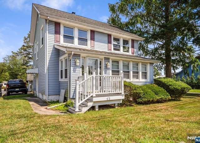 Property at 8 John St, Montville Township, NJ 07058, 3 beds, 1.5 baths