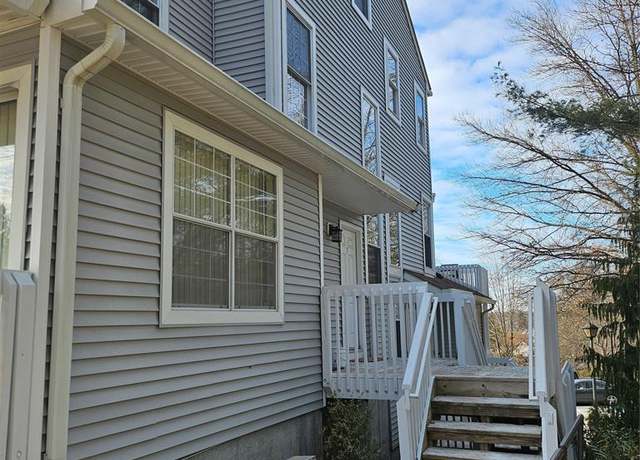 Property at 6 Hedgerow Dr #49, Englewood, NJ 07631, 2 beds, 2.5 baths