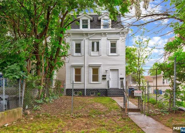 Property at 16 N 9th St, Newark, NJ 07107, 6 beds, 3 baths