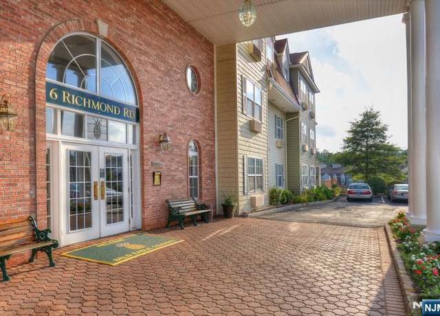 Property at 6409 Richmond Rd #409, West Milford, NJ 07480, 2 beds, 1 bath
