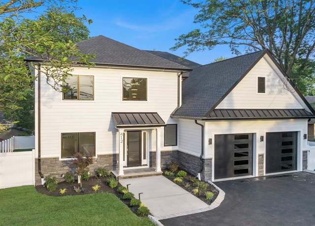 Property at 412 Tappan Rd, Northvale, NJ 07647, 5 beds, 5.5 baths