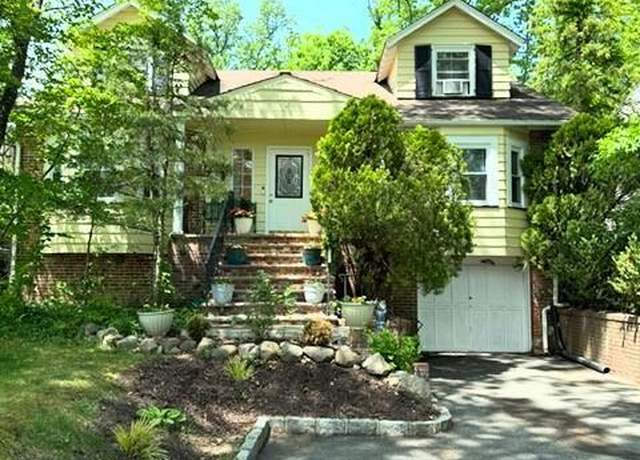 Property at 14 Crossbrook Rd, Livingston, NJ 07039, 4 beds, 4 baths