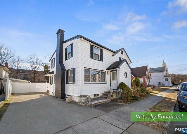 Property at 7 Weaver St, Little Falls, NJ 07424, 3 beds, 2.5 baths