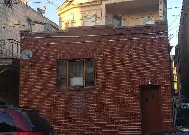 Property at 194 Dayton Ave, Passaic, NJ 07055, 5 beds, 4 baths