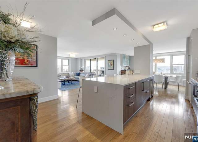 Property at 555 North Ave Unit 17E, Fort Lee, NJ 07024, 2 beds, 2 baths