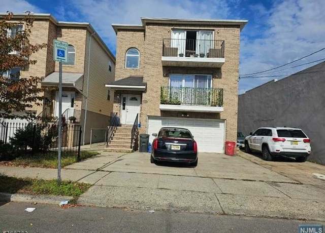 07105 Real Estate