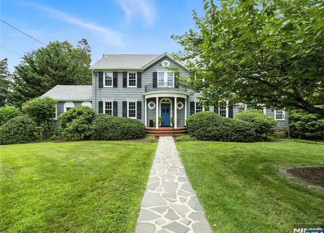 Property at 15 Beverly Rd, West Orange, NJ 07052, 5 beds, 3.5 baths