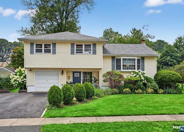 Property at 358 Coolidge Ave, Twp Of Washington, NJ 07676, 3 beds, 3 baths