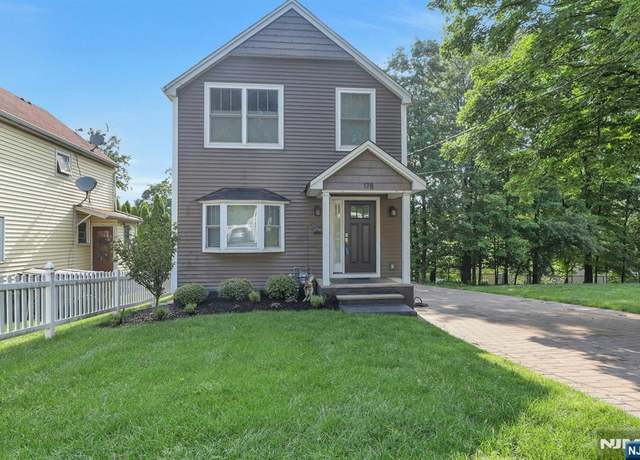 Property at 178 Arthur St, Hillsdale, NJ 07642, 3 beds, 1.5 baths