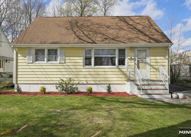 Property at 9 Wells Ct, Bloomfield, NJ 07003, 3 beds, 1.5 baths
