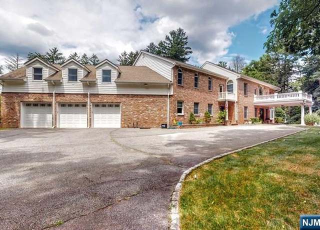 Property at 1050 Ramapo Valley Rd, Mahwah, NJ 07430, 7 beds, 8.5 baths