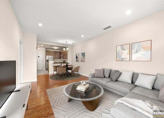 Property at 3327 Riverview Ave #327, Englewood, NJ 07631, 1 bed, 1.5 baths