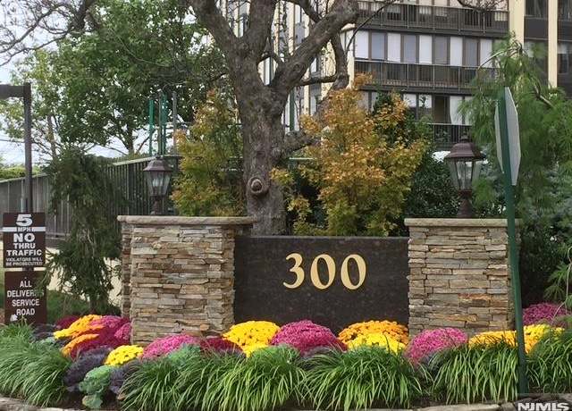 Property at 300 Winston Dr #809, Cliffside Park, NJ 07010, 2 beds, 2 baths