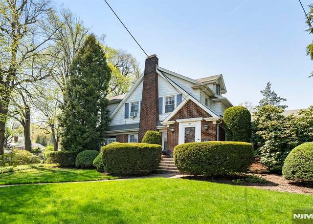 Property at 746 Queen Anne Rd, Teaneck, NJ 07666, 5 beds, 3 baths