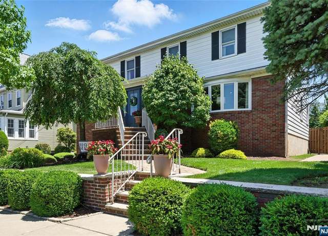 Property at 80 Rose St, Wood Ridge, NJ 07075, 3 beds, 3.5 baths