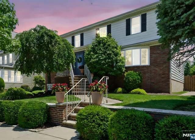 Property at 80 Rose St, Wood Ridge, NJ 07075, 3 beds, 3.5 baths