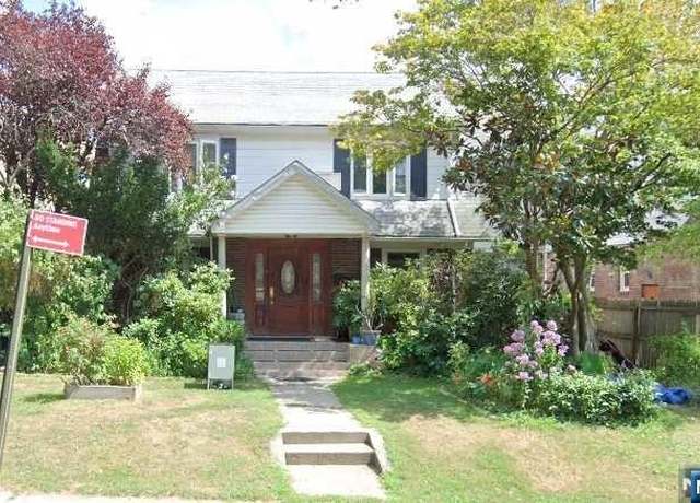 Property at 40-25 158th St, Other Areas, NY, 4 beds, 3 baths