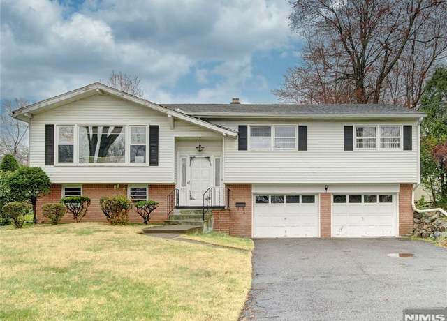 Property at 631 Walnut St, Twp Of Washington, NJ 07676, 3 beds, 2.5 baths