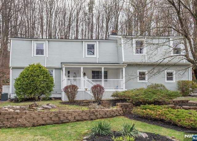 Property at 104 Vreeland Rd, West Milford, NJ 07480, 4 beds, 4 baths
