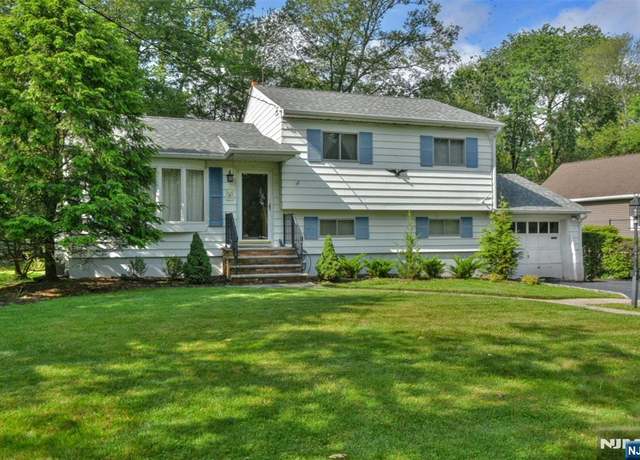Property at 29 Lotus Ln, Waldwick, NJ 07463, 3 beds, 1.5 baths