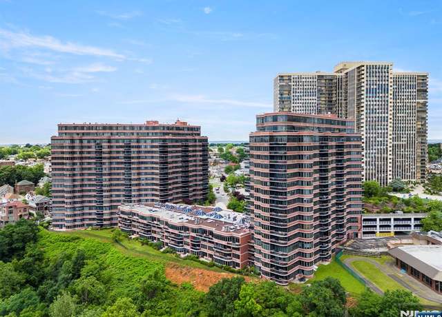 Property at 100 Carlyle Dr Unit 11L-N, Cliffside Park, NJ 07010, 2 beds, 2.5 baths