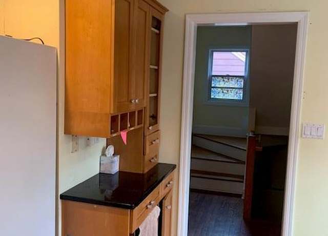 Property at 166 Herrick, Teaneck, NJ 07605, 3 beds, 2.5 baths