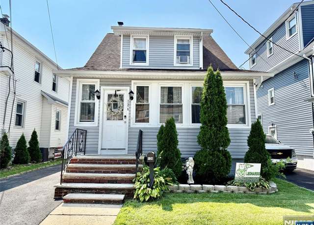 Property at 126 Butler Ave, Roselle Park, NJ 07204, 3 beds, 1.5 baths