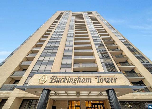 Property at 800 Palisade Ave Ph 24E, Fort Lee, NJ 07024, 2 beds, 2.5 baths