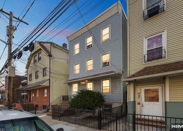 Property at 147 Tichenor St, Newark, NJ 07105, 4 beds, 4 baths