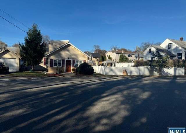 Property at 153 Ryerson Ave, Wayne, NJ 07470, 3 beds, 2 baths