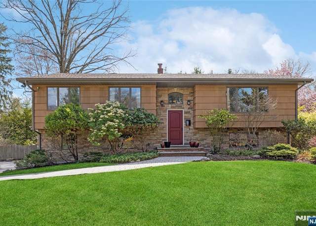 Property at 45 Lenox Ave, Demarest, NJ 07627, 4 beds, 2 baths