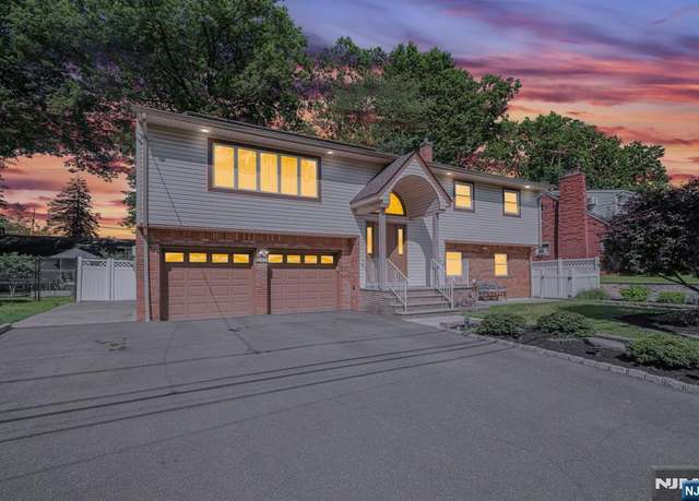 Property at 280 Lincoln Ave, Totowa, NJ 07512, 3 beds, 3 baths