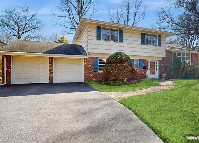 Property at 123 Lenox Ave, Demarest, NJ 07627, 4 beds, 2.5 baths