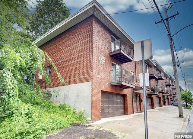 Property at 2200 Paterson Plank Rd #19, North Bergen, NJ 07047, 2 beds, 1 bath