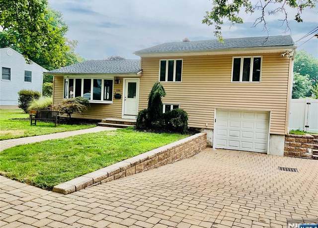 Property at 1194 Ringwood Ave, Pompton Lakes, NJ 07442, 3 beds, 2 baths