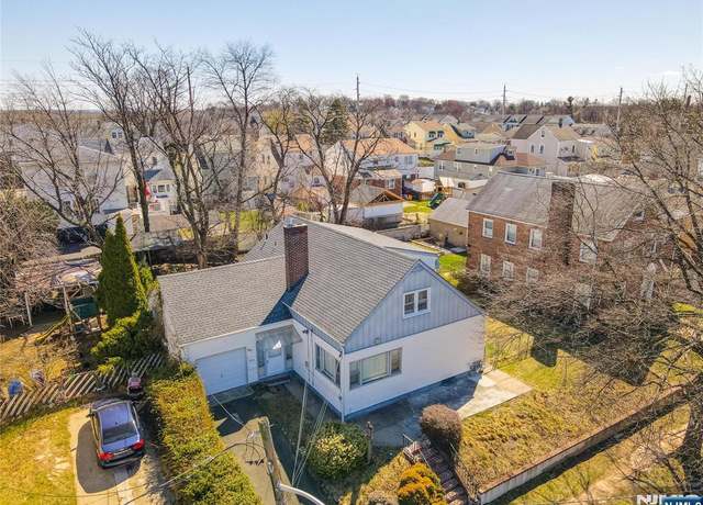 Property at 707-711 30 E 30th, Paterson, NJ 07513, 3 beds, 3 baths