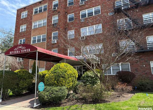 Property at 2200 Center Ave Unit D3, Fort Lee, NJ 07024, 1 bed, 1 bath