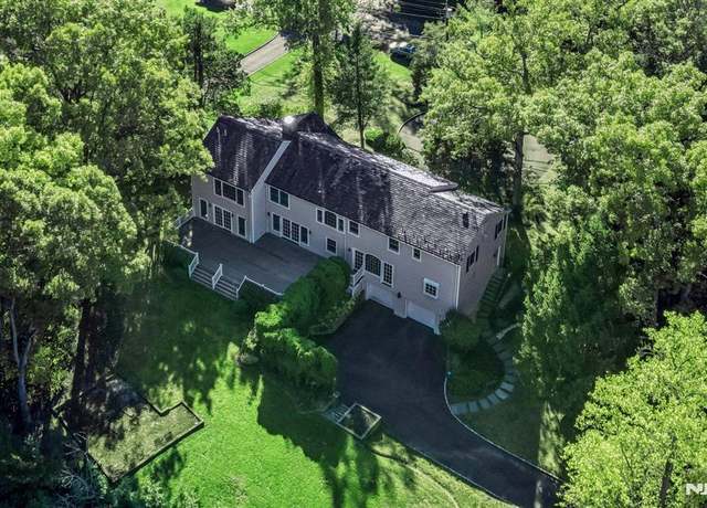 Property at 218 Highland Ave, Millburn, NJ 07078, 5 beds, 4.5 baths