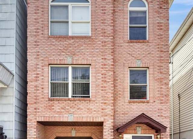 Property at 23 Cambridge Ave, Jersey City, NJ 07307, 7 beds, 4 baths