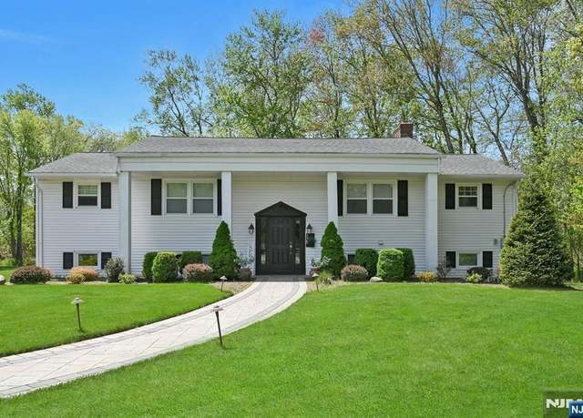 Property at 175 Edson Ter, Franklin Lakes, NJ 07417, 4 beds, 3 baths