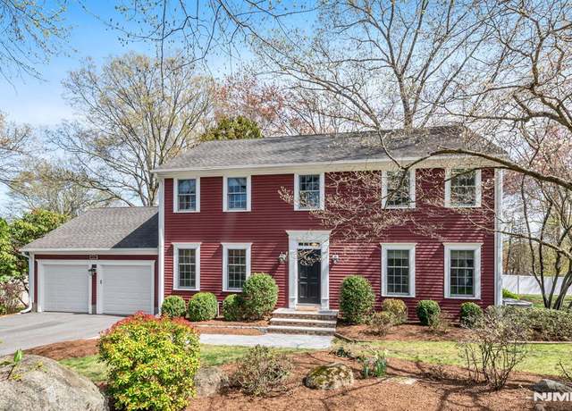 Property at 210 Summit Ave, Ramsey, NJ 07446, 4 beds, 2.5 baths