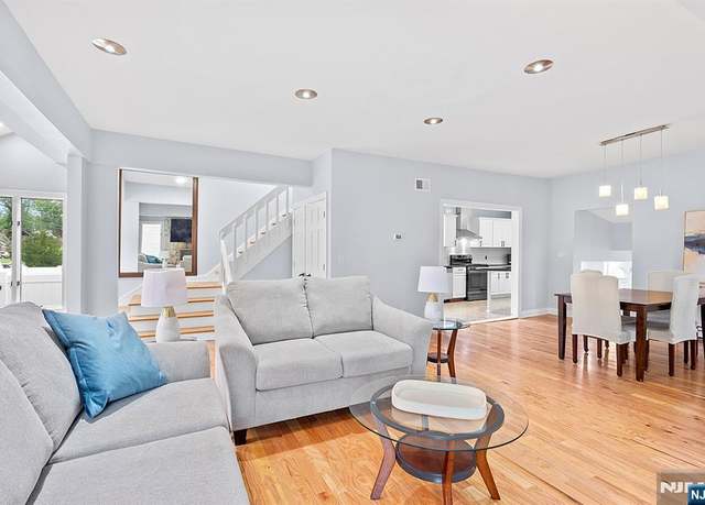 Property at 237 Elm Ave, Teaneck, NJ 07666, 4 beds, 2.5 baths