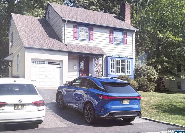 Property at 8 Lenox Ter, West Orange, NJ 07052, 3 beds, 1.5 baths