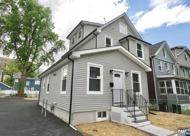 Property at 133 Lindsley Pl, East Orange, NJ 07018, 5 beds, 2 baths