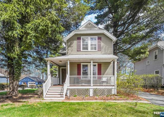 Property at 699 Riverview Dr, Totowa, NJ 07512, 3 beds, 2 baths