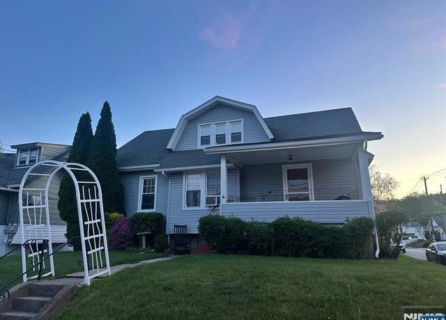 Property at 28 Hutchinson Ave, Hawthorne, NJ 07506, 3 beds, 1 bath