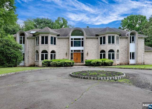 Property at 54 Woodcliff Lake Rd, Saddle River, NJ 07458, 6 beds, 6.5 baths